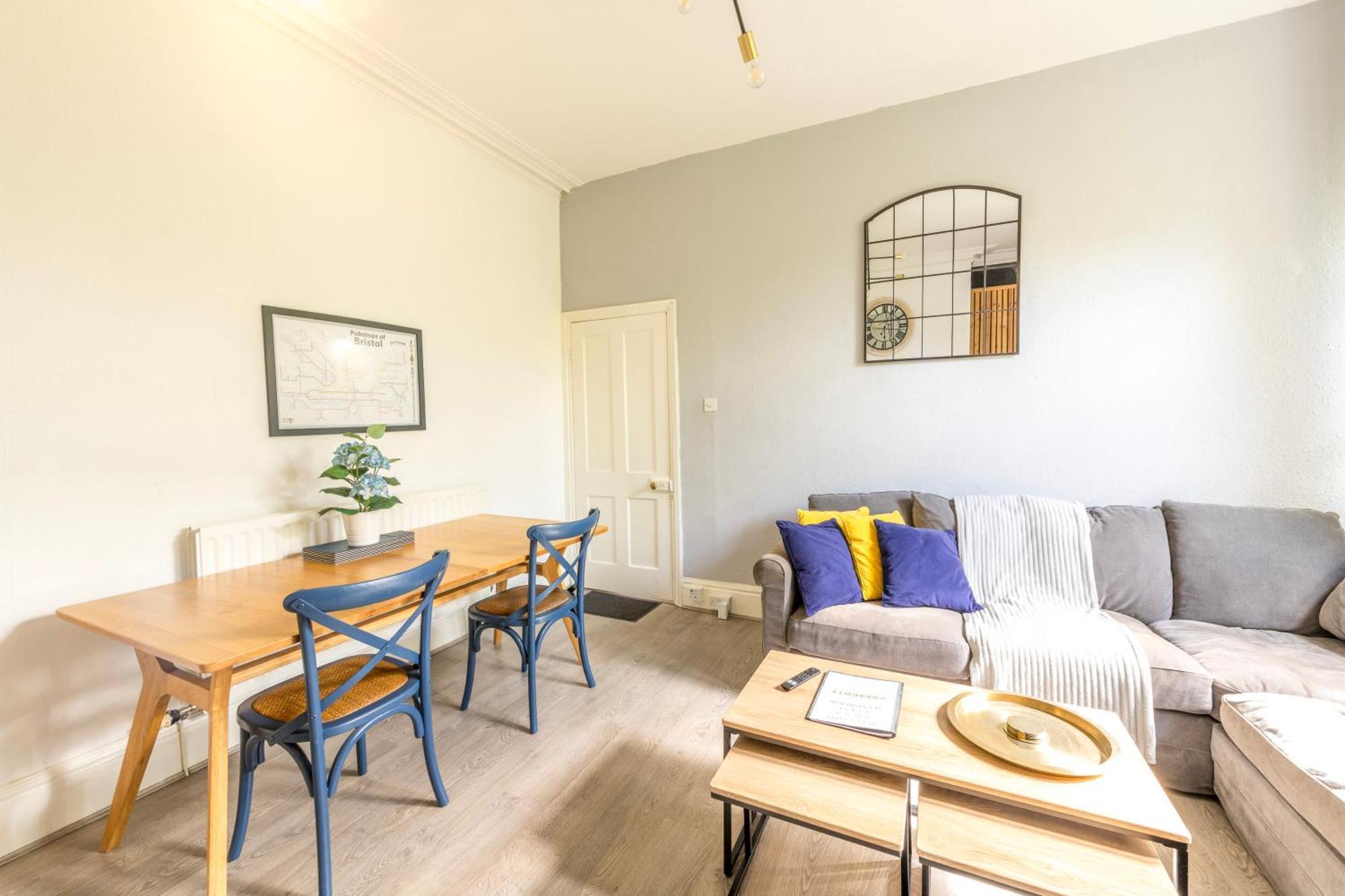 Centralised Osborne House With Free Parking By Prescott Apartments Bristol Exterior photo